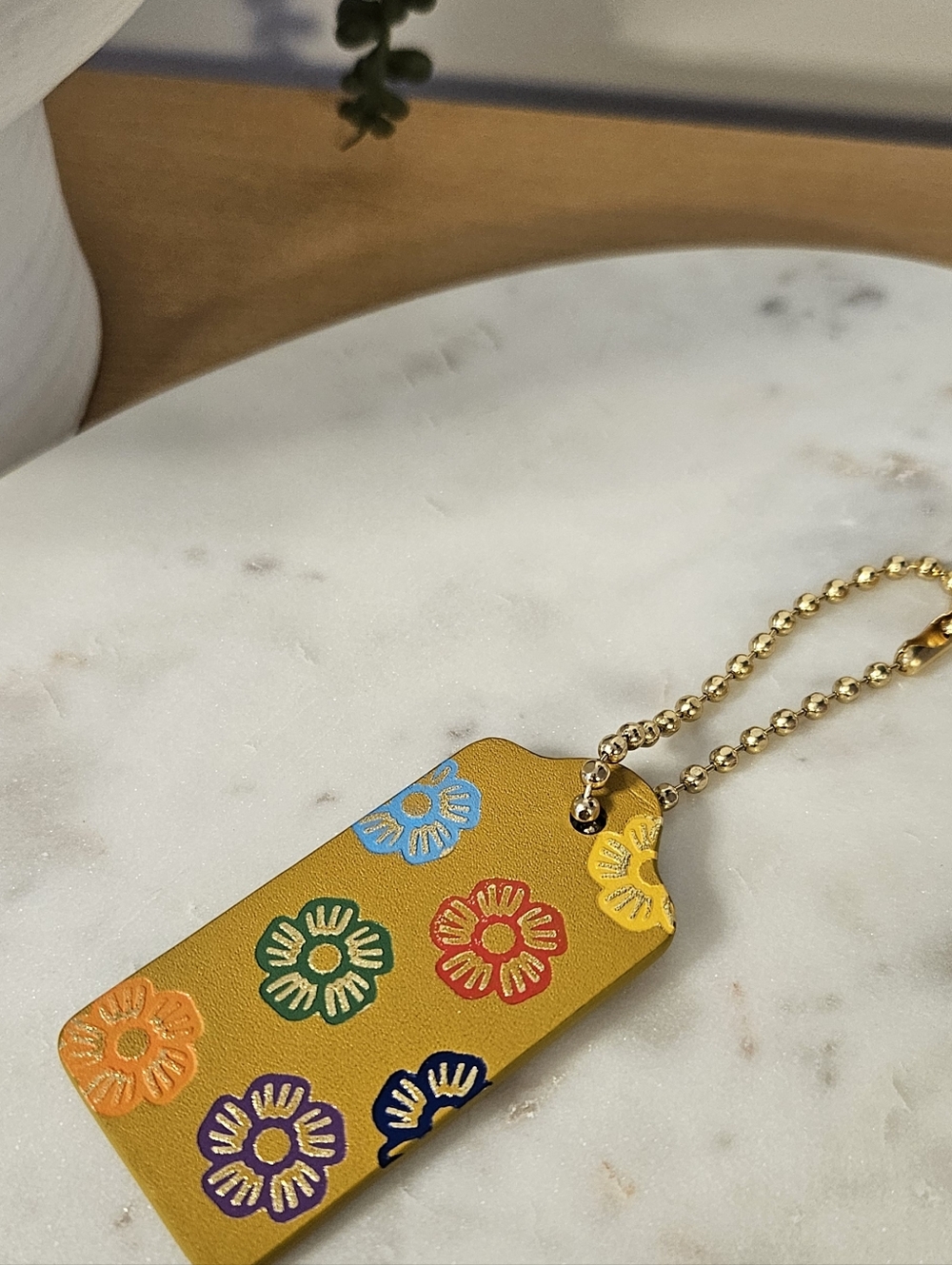 COACH Custom Embossed Tag - Picture 6 of 7